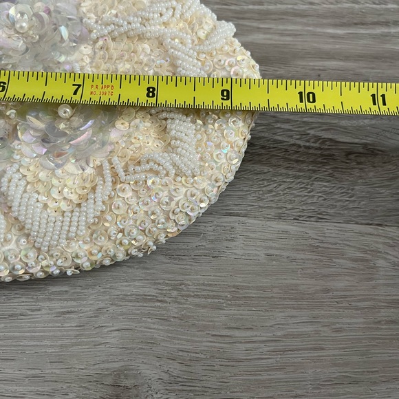 Purse - Picture 5 of 6